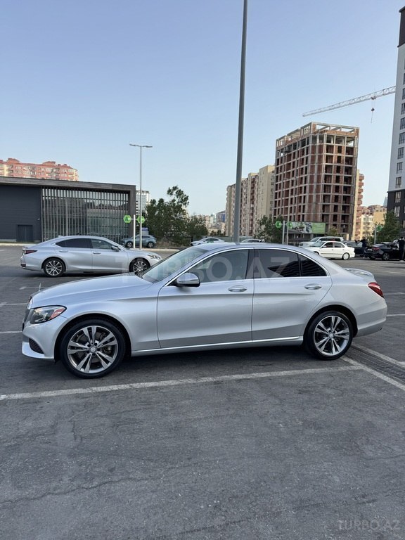 Mercedes C 300