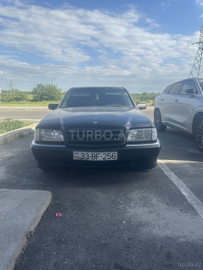 Mercedes C 200