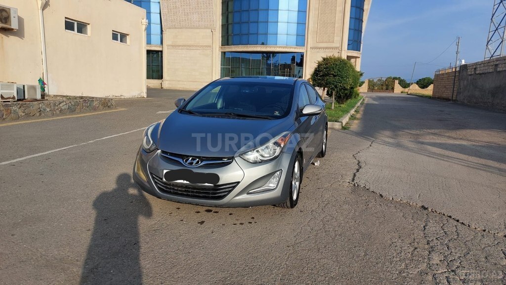Hyundai Elantra