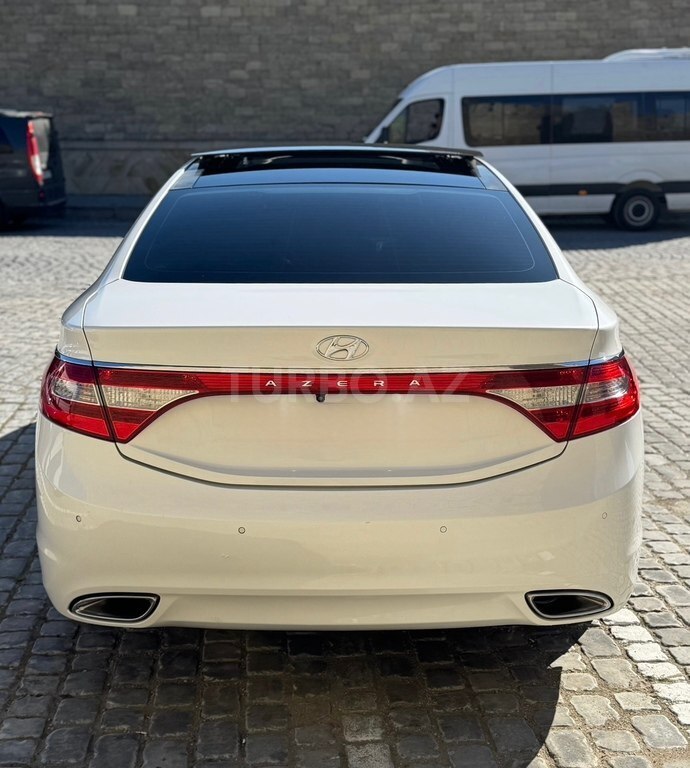 Hyundai Azera