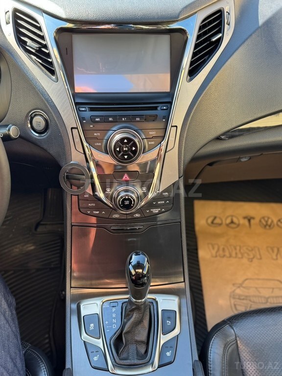 Hyundai Azera