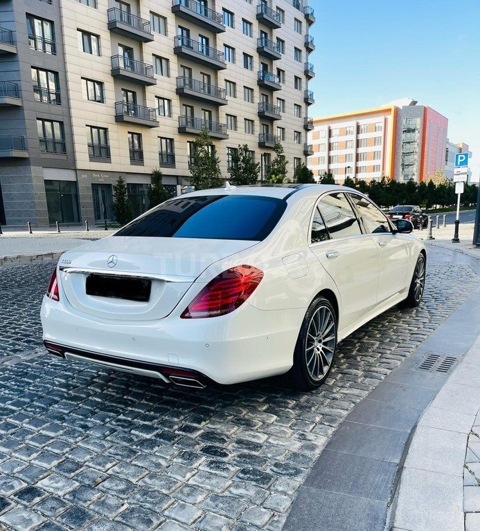 Mercedes S 500