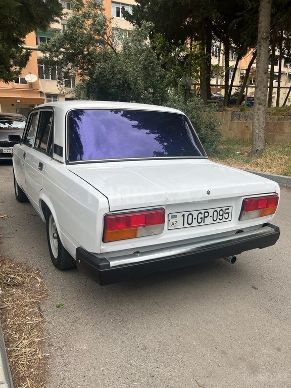 LADA (VAZ) 2107