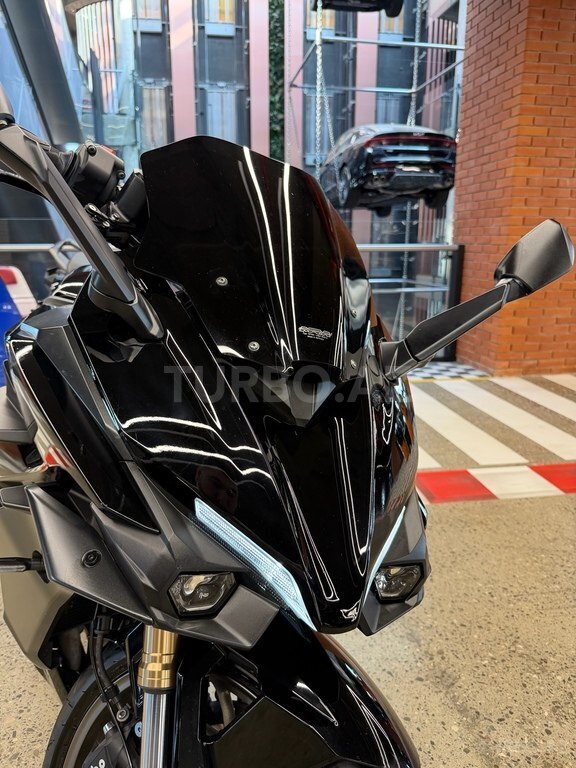 Suzuki GSX-S1000GT