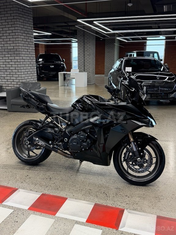 Suzuki GSX-S1000GT