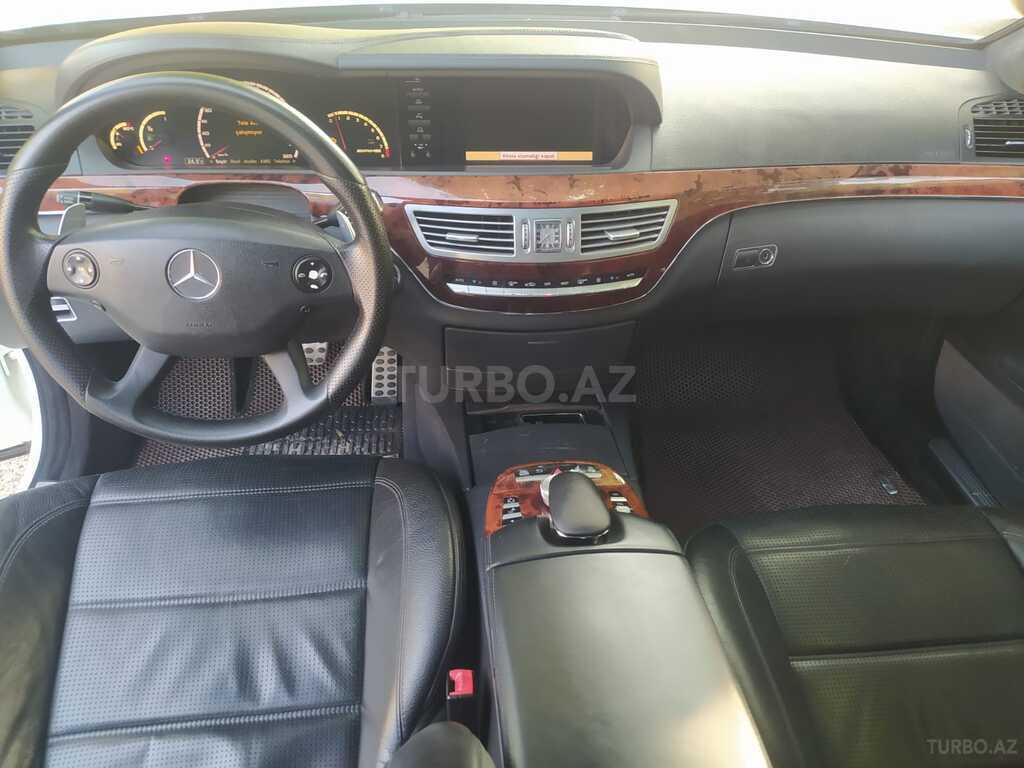 Mercedes S 63 AMG
