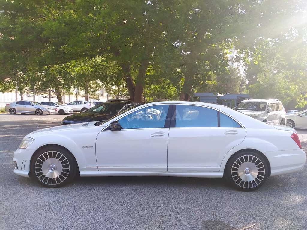 Mercedes S 63 AMG