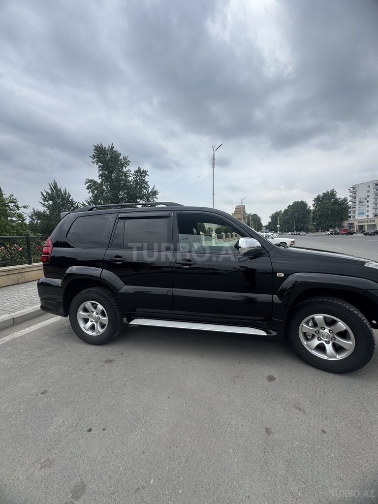 Toyota Land Cruiser Prado