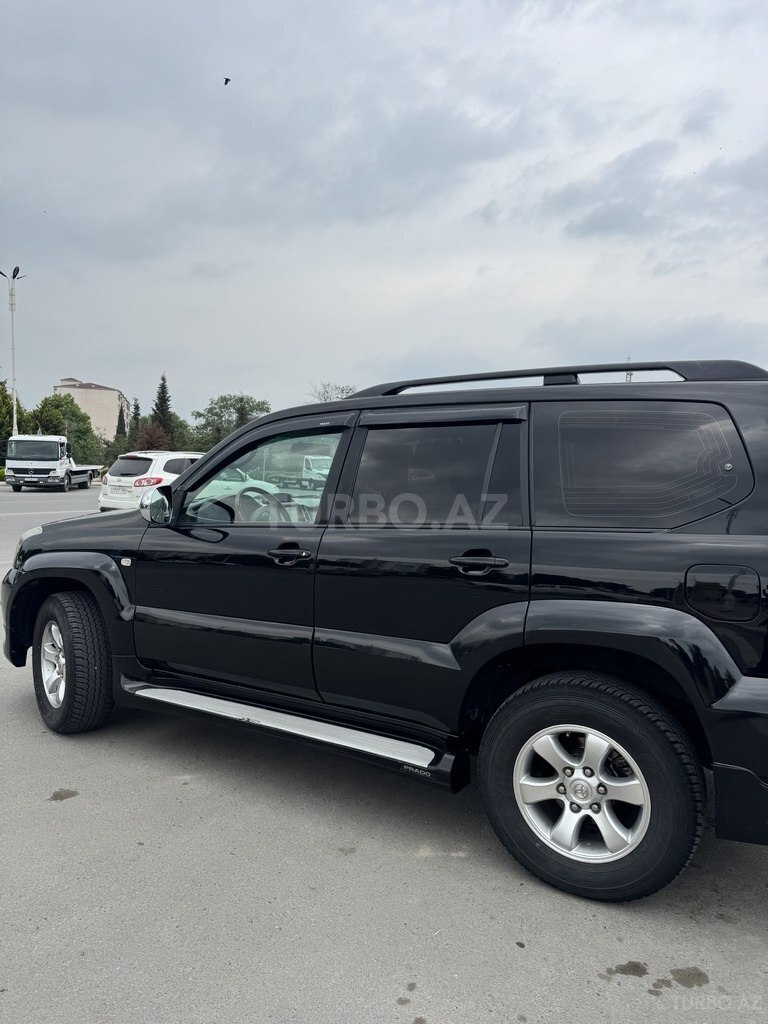 Toyota Land Cruiser Prado