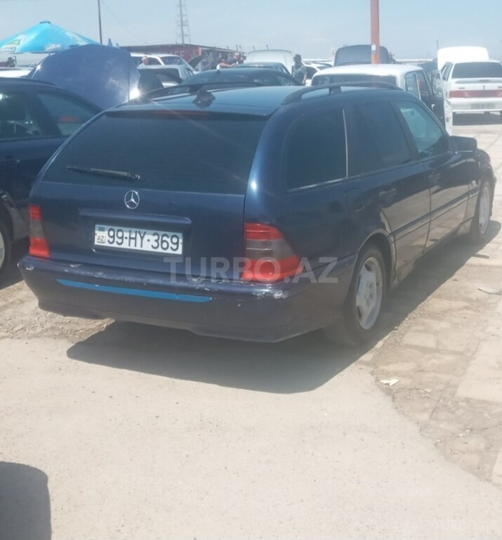 Mercedes C 180