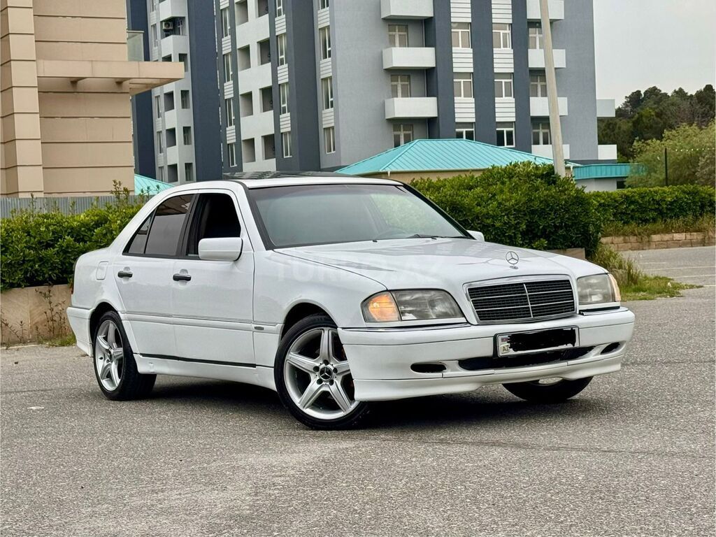 Mercedes C 230