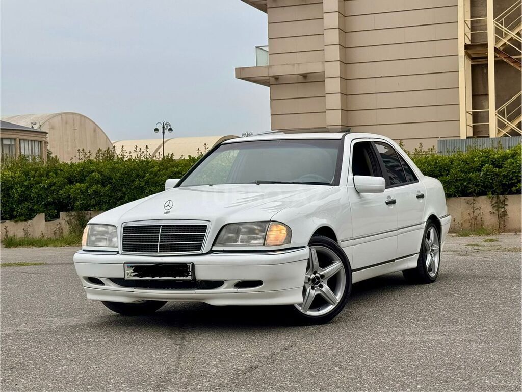 Mercedes C 230