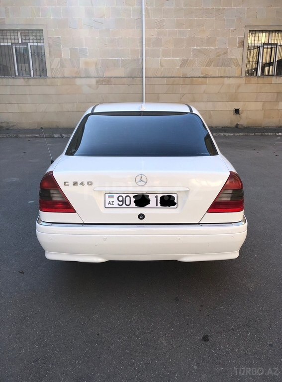 Mercedes C 180