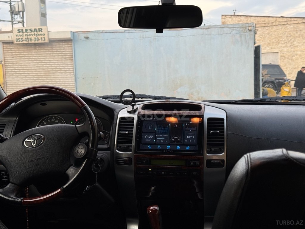 Toyota Land Cruiser Prado