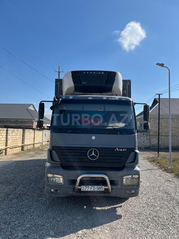 Mercedes Axor 1824