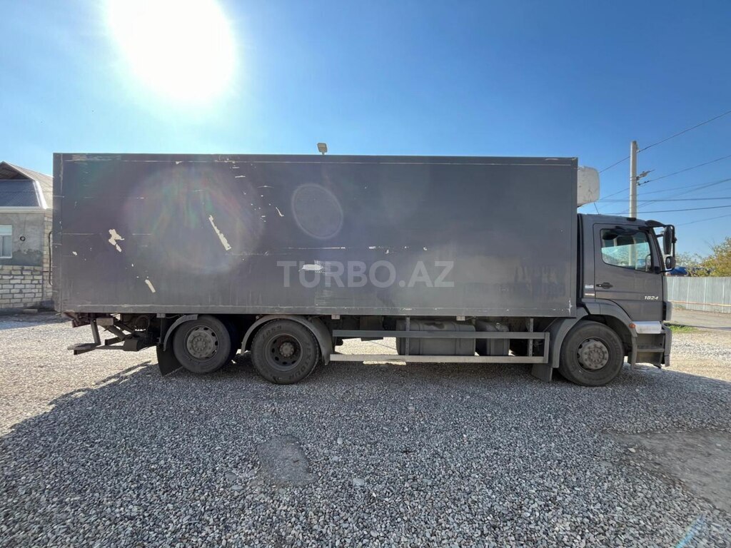 Mercedes Axor 1824