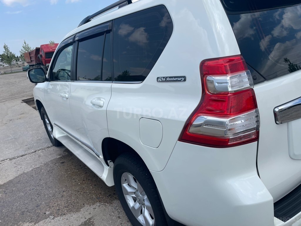 Toyota Land Cruiser Prado