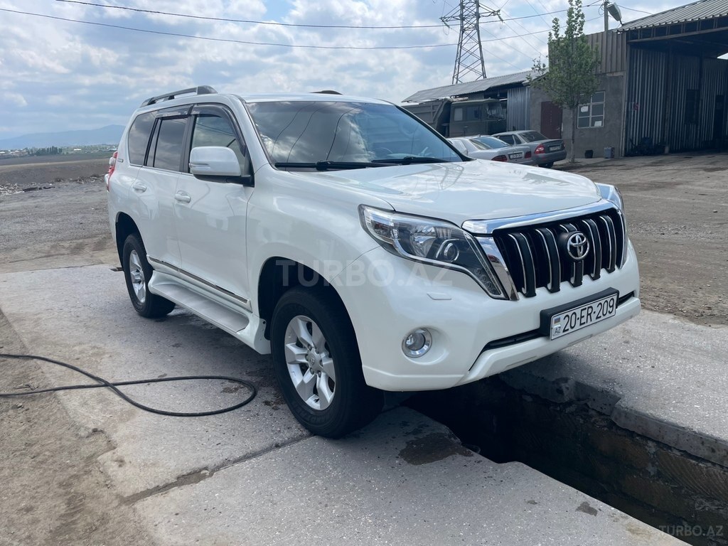 Toyota Land Cruiser Prado