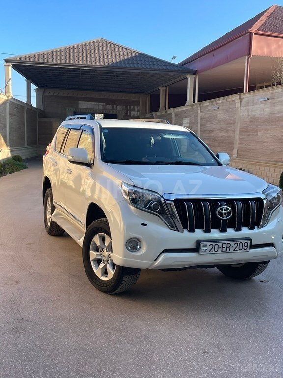 Toyota Land Cruiser Prado
