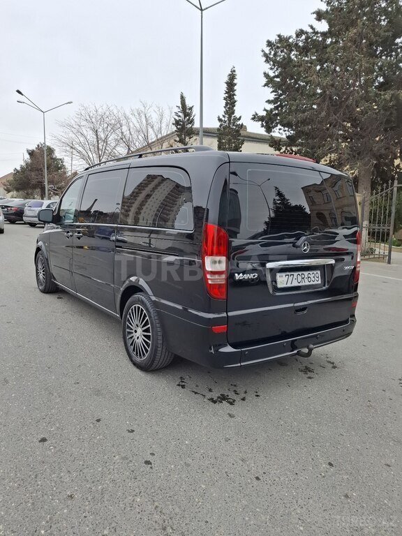 Mercedes Viano