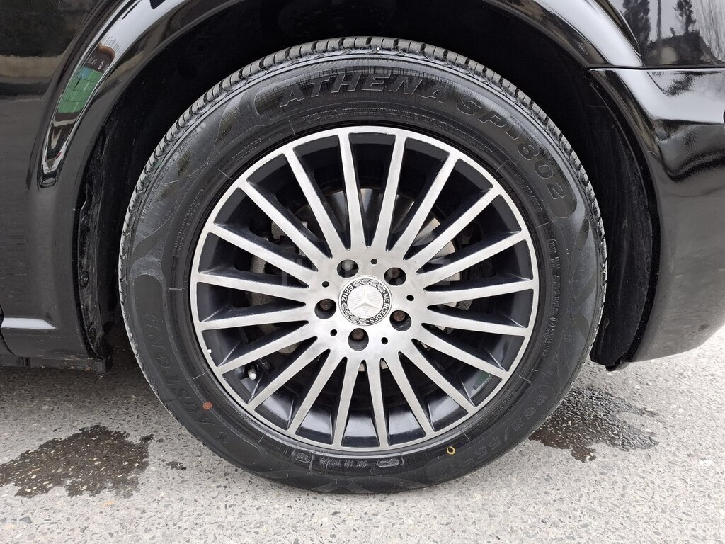 Mercedes Viano