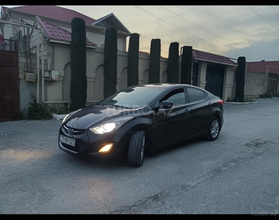 Hyundai Elantra