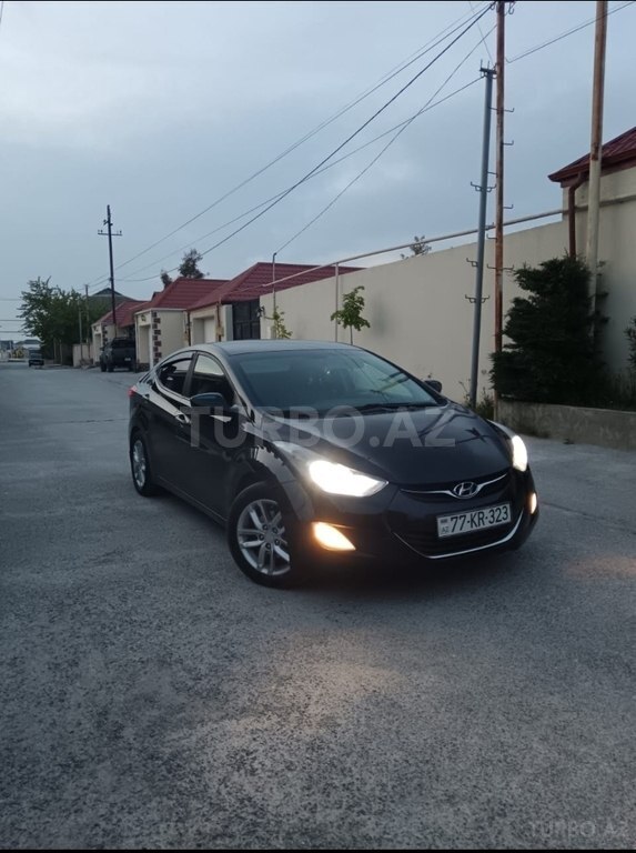 Hyundai Elantra