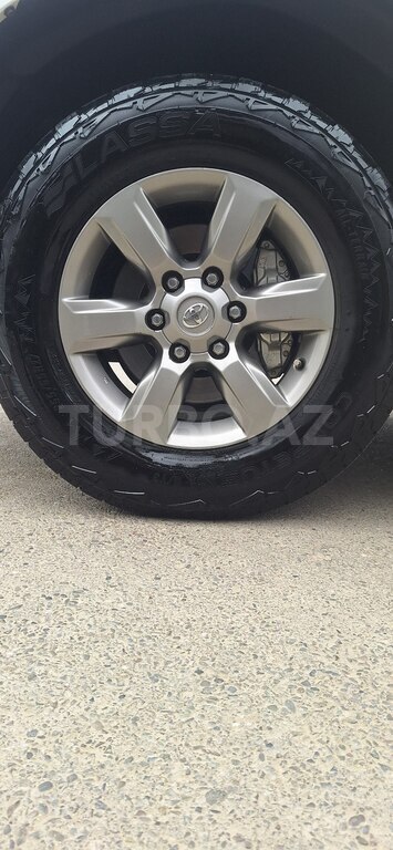 Toyota Land Cruiser Prado