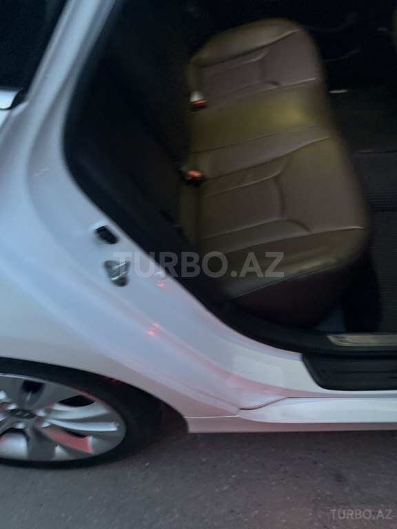 Hyundai Azera