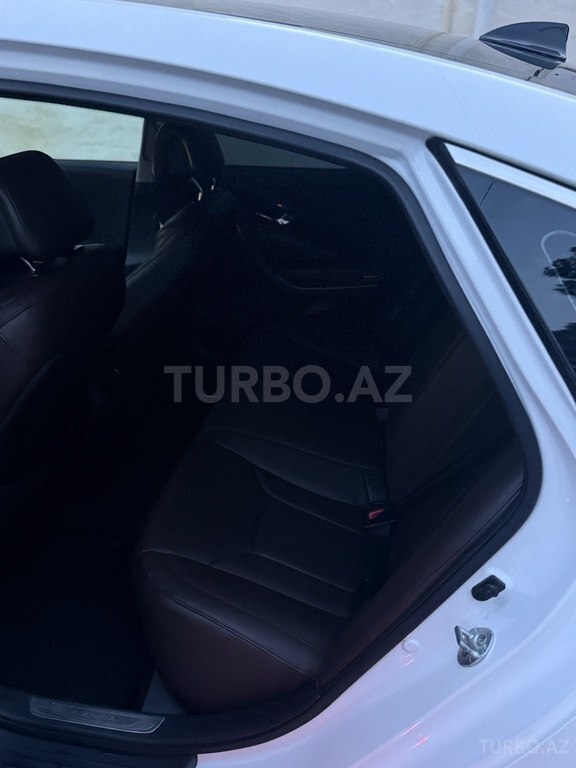 Hyundai Azera
