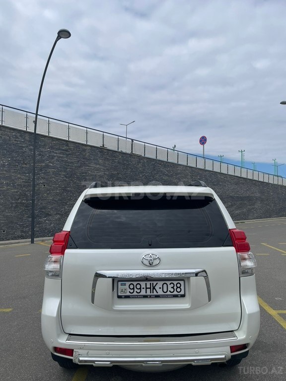 Toyota Land Cruiser Prado