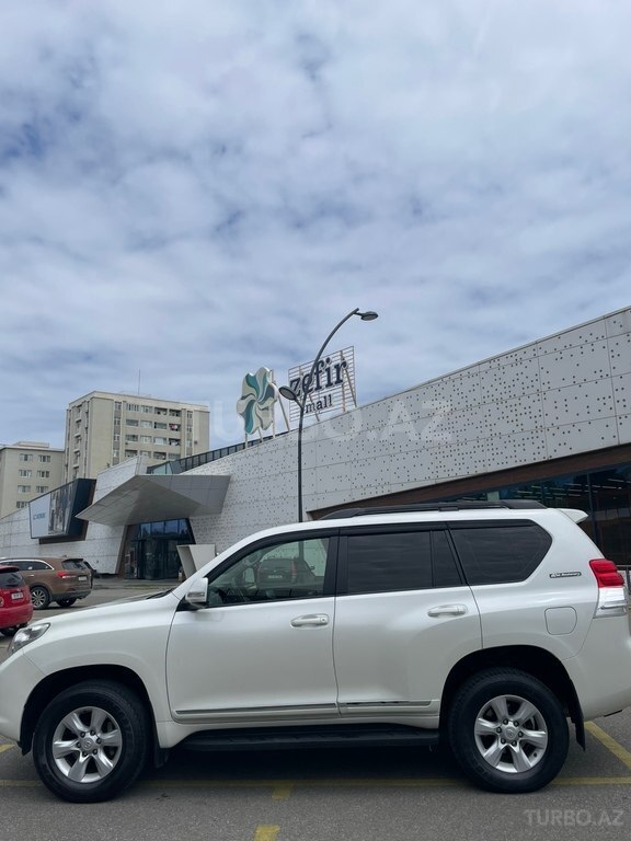 Toyota Land Cruiser Prado