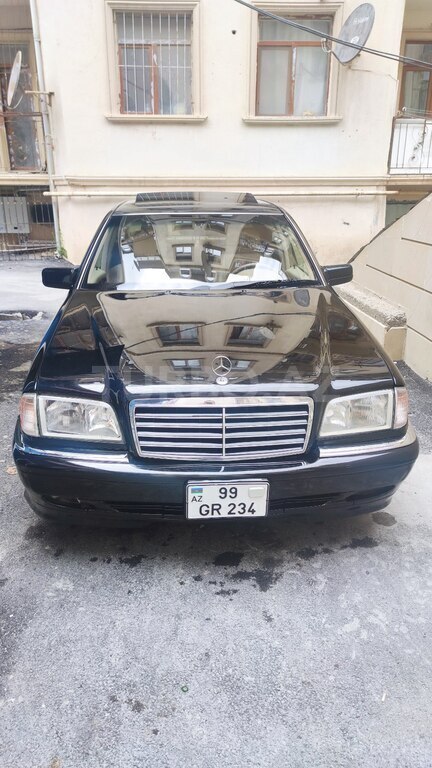 Mercedes C 230