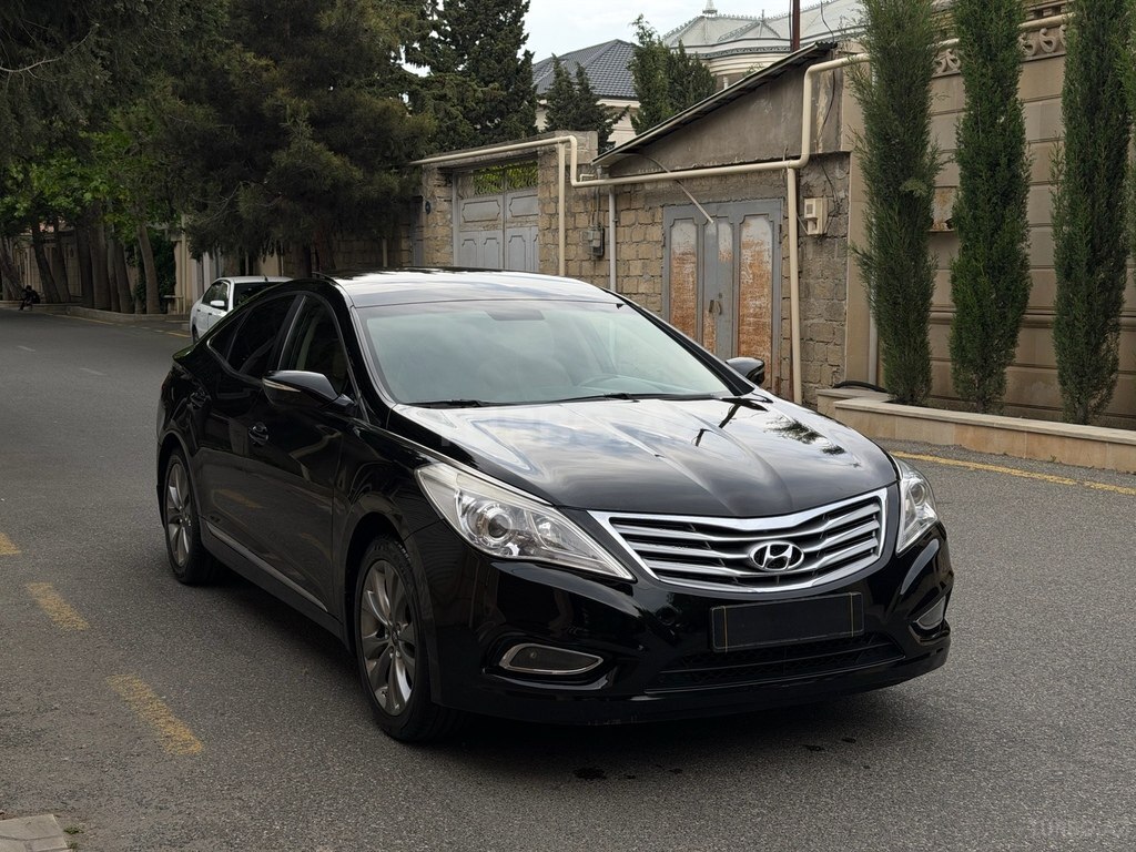 Hyundai Azera