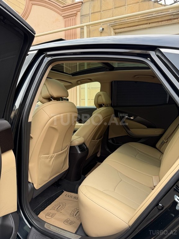 Hyundai Azera