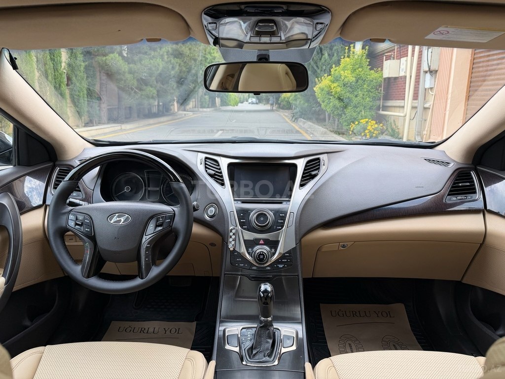 Hyundai Azera