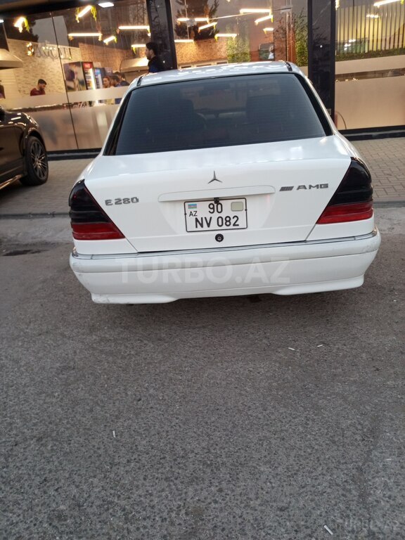Mercedes C 230