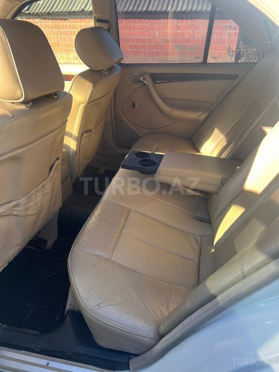 Mercedes C 230