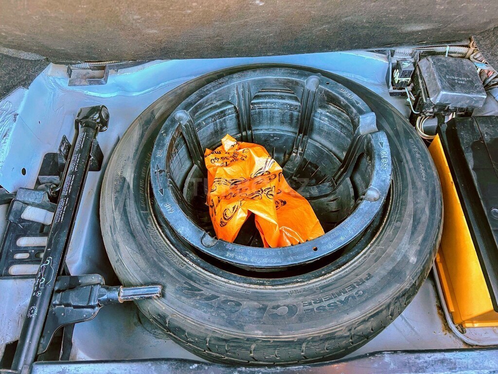 Mercedes C 230