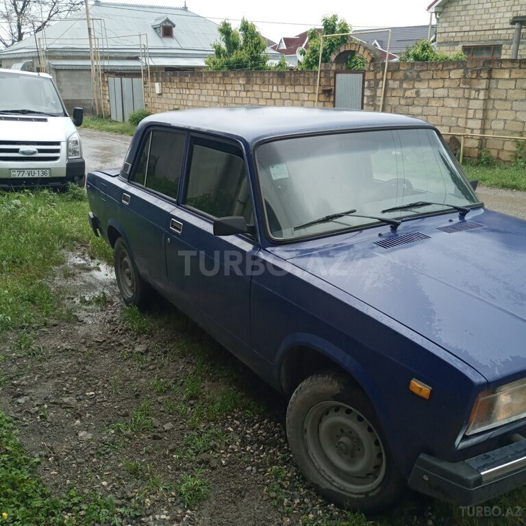 LADA (VAZ) 2107