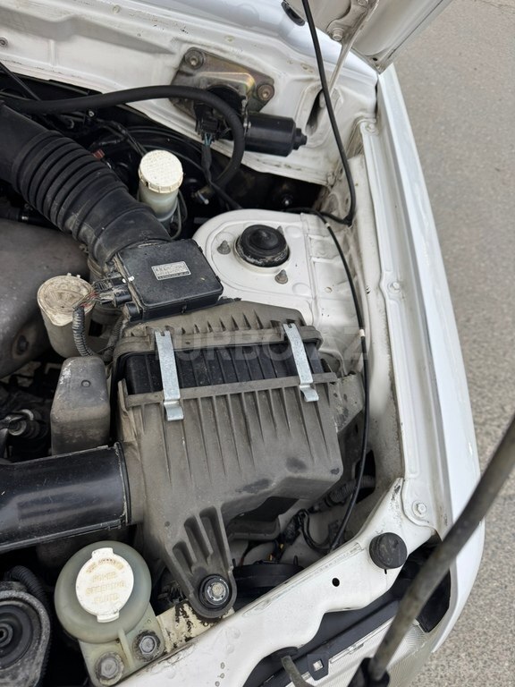 Mitsubishi Pajero io