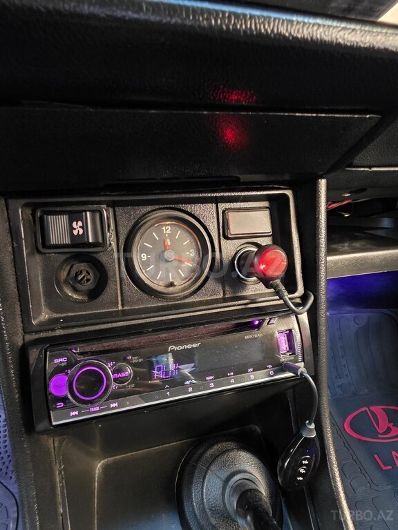 LADA (VAZ) 2107