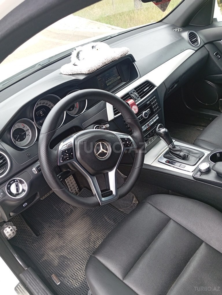 Mercedes C 250