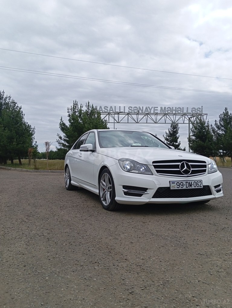Mercedes C 250