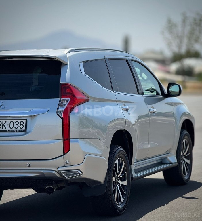 Mitsubishi Pajero Sport