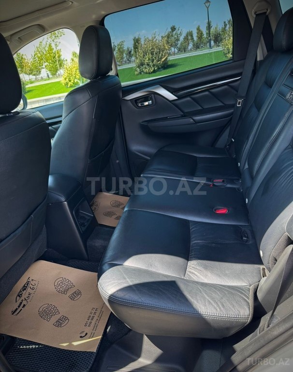 Mitsubishi Pajero Sport