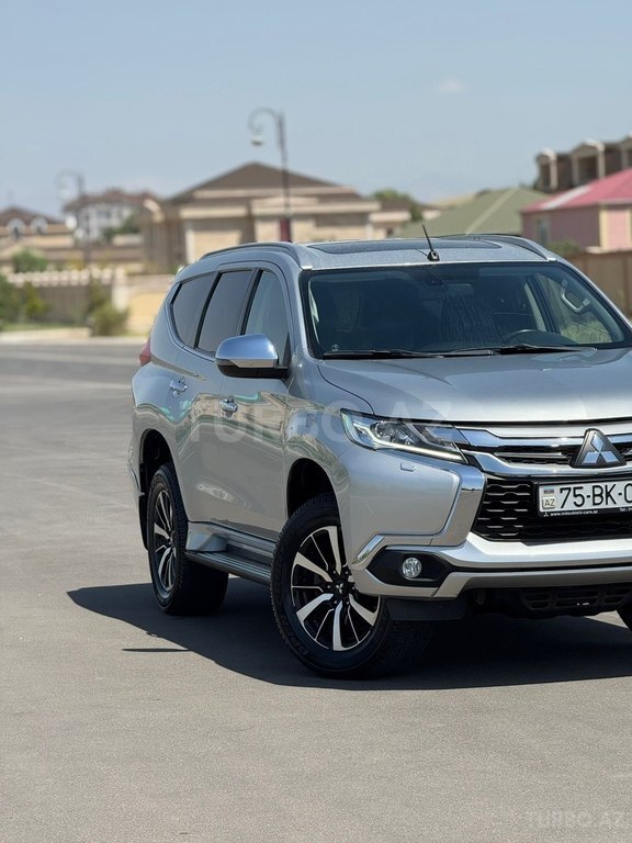 Mitsubishi Pajero Sport