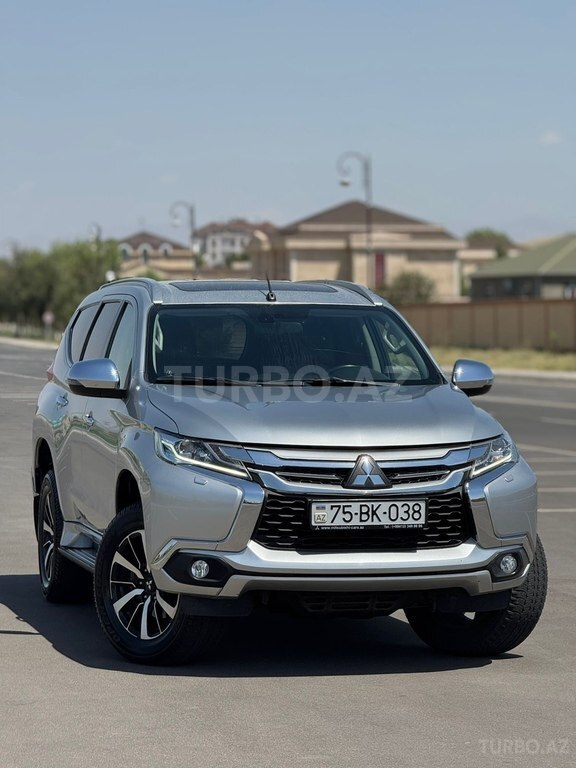 Mitsubishi Pajero Sport