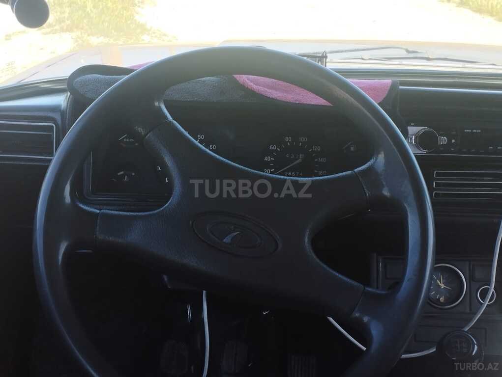 LADA (VAZ) 2107