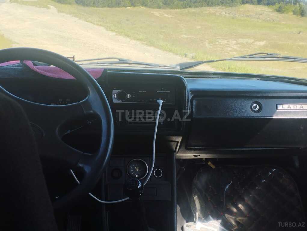 LADA (VAZ) 2107